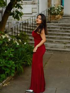 esther-anil-in-maroon-skin-fit-sleeveless-gown-photos-004