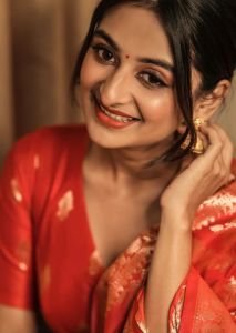 esther-anil-in-red-churidar-photos-005