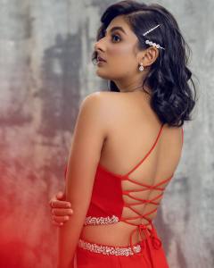 esther-anil-in-redoff-shoulder-gown-002