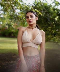 esther-anil-latest-photo-shoopt-images-0132-013