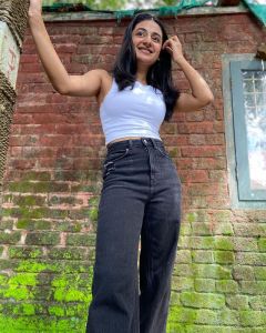 esther-anil-latest-photos-004
