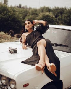 esther-anil-latest-photoshoot-in-black-gown-003