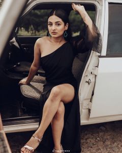 esther-anil-latest-photoshoot-in-black-gown-007