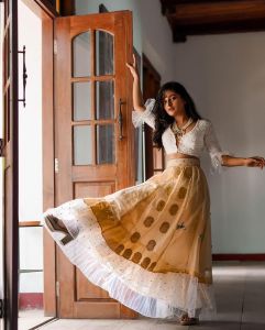 esther-anil-latest-photoshoot-pics-043-003