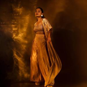 esther-anil-new-fashion-look-photos201-018