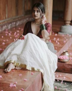 esther-anil-new-onam-photoshoot-pics-2021-001