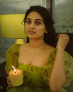 esther-anil-new-photo-shoot-in-green-frock-006