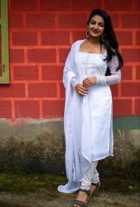 esther anil new photos5412-006