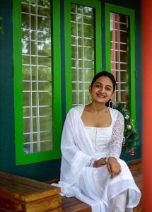 esther anil new photos5412-007