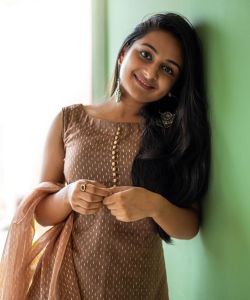 esther anil new photos8912-2