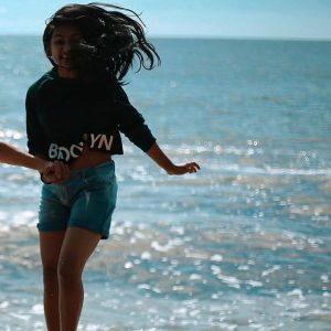 esther anil new photos8912-3