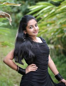 esther-anil-stills-321-00180