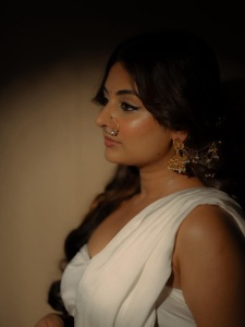 esther-anil-trending-photoshoot-photos-latest-026