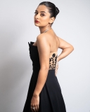 esther-anil-in-black-off-shoulder-gown-001