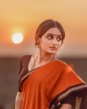 esther-anil-in-saree-photos-latest-images-008