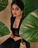esther-anil-new-photoshoot-in-black-dress-2021-005