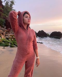 1_gayathri-suresh-new-photos-007
