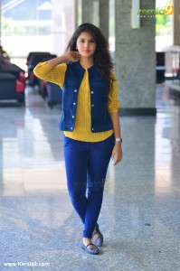 gayathri-suresh-latest-photoshoot-stills39