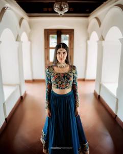gayathri-suresh-in-blue-lehenga-with-stylish-makeup-look-016
