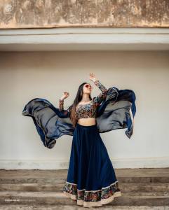 gayathri-suresh-in-blue-lehenga-with-stylish-makeup-look-019