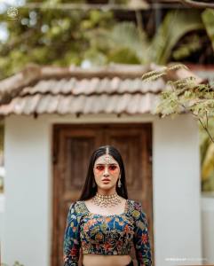 gayathri-suresh-in-blue-lehenga-with-stylish-makeup-look-022