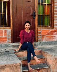 gayathri-suresh-in-loose-pants-with-top-combo-set-photos