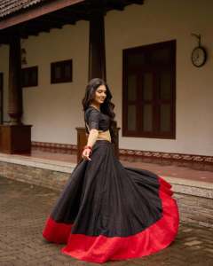 gayathri-suresh-in-onam-dhavani-set-outfit-ideas-photos-001