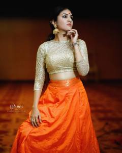 gayathri-suresh-in-orange-skirt-and-top-look