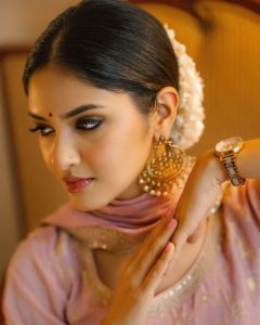 gayathri-suresh-in-peach-colour-sharara-suit-dress-photos-009