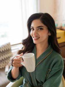 gayathri-suresh-in-trending-makeup-ideas-photos-005
