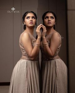 gayathri suresh instagram pics-012