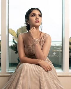 gayathri suresh instagram pics