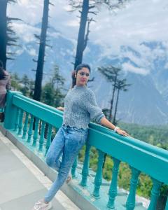 gayathri-suresh-latest-images-kerala9-003
