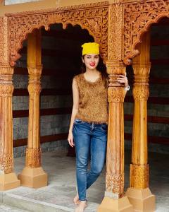 gayathri-suresh-latest-images-kerala9-006