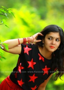 gayathri-suresh-latest-photos-0971-187
