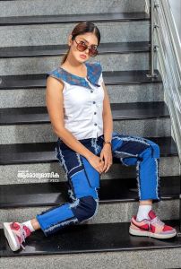 gayathri-suresh-latest-photoshoot-in-new-look-003