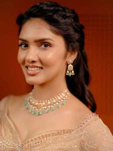 gayathri-suresh-latest-photoshoot-photos-001