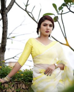 gayathri-suresh-latest-saree-images-03-003