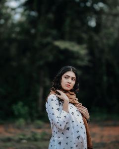 gayathri-suresh-new-photos-013