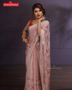 gayatri-suresh-images