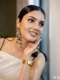 gayathri-suresh-in-structured-cropped-corset-style-bodice-in-off-white-handloom-cotton-or-linen-designed-with-a-straight-square-neckline