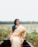gayathri-suresh-kerala-saree-photos-004