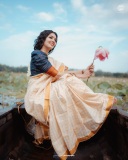 gayathri-suresh-kerala-saree-photos-005