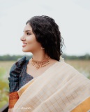 gayathri-suresh-kerala-saree-photos-008