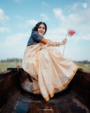 gayathri-suresh-kerala-saree-photos-017