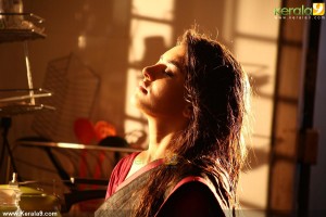 hansika-latest-images43