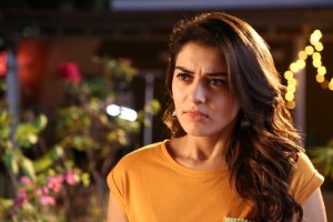 hansika-latest-stills-00215