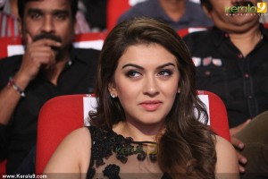 hansika-latest-stills-00427