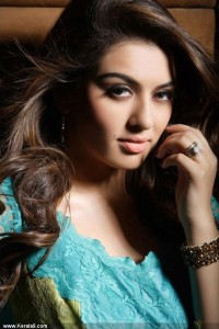 hansika_latest_stills56
