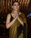 hansika-motwani-in-black-and-gold-saree-012